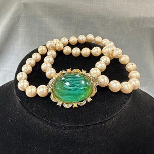 Stunning Vintage Faux Pearl, Rhinestone, and Green Glass 9" Bracelet